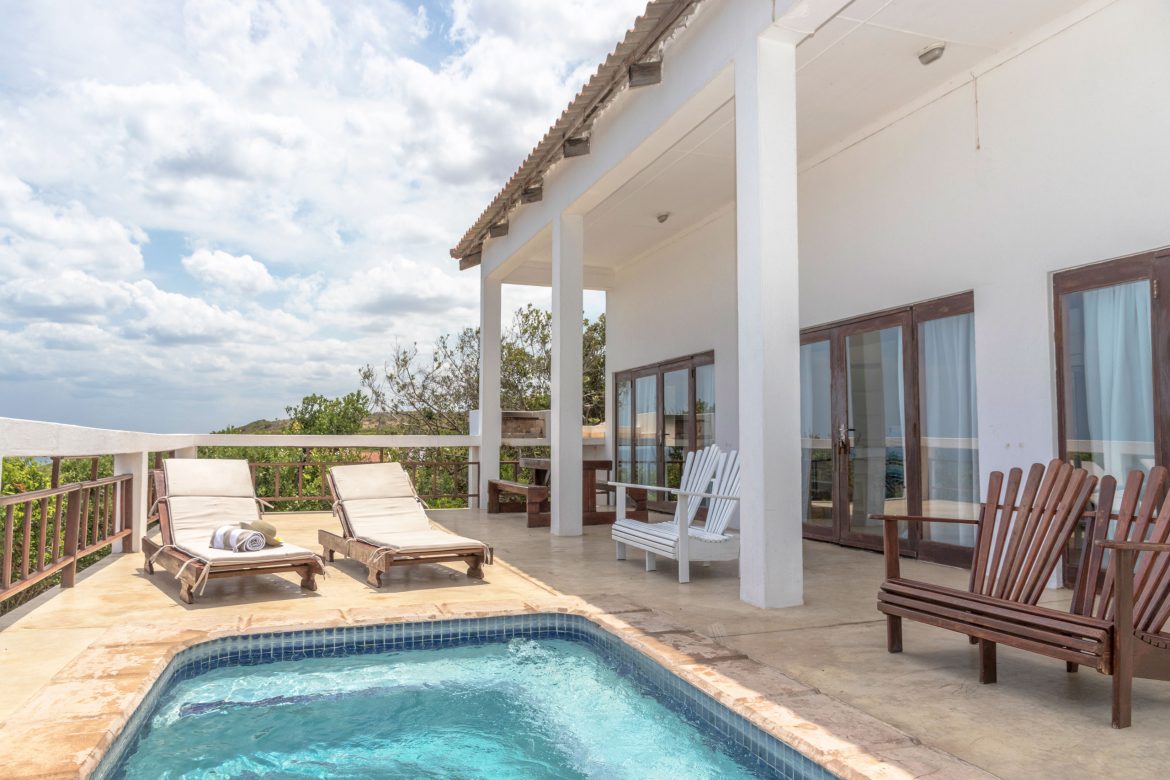 REEF RESORT XAI XAI Situated Along The Beautiful Unspoilt Beachfront 